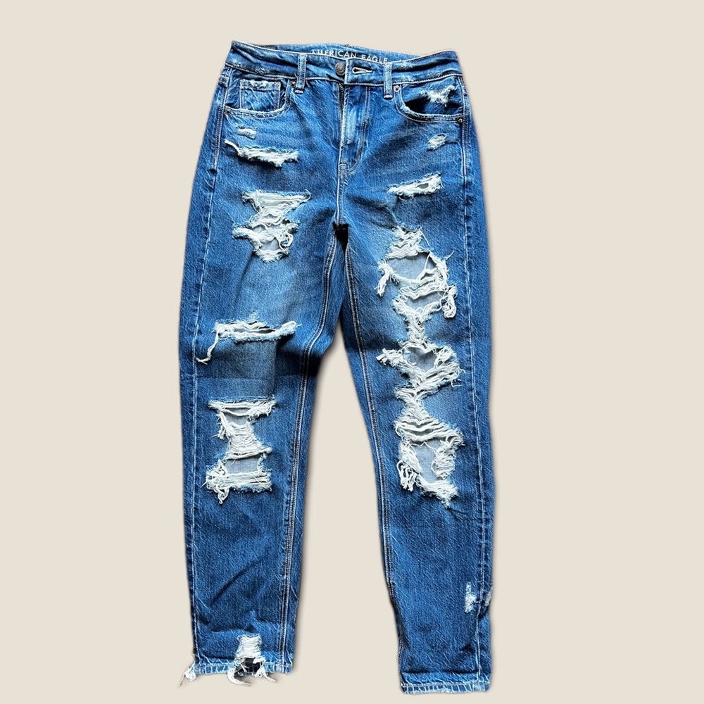 American eagle distressed Mom jeans size zero